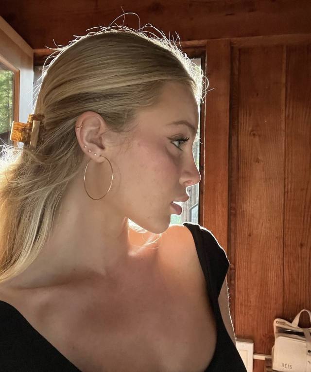 🌹I’M A LICENSED MASSEUSE THERAPIST CATERING TO MEN WHO WANT A PROFESSIONAL SERVICES IN A RELAXED SETTINGS. NO RESTRICTIONS🥰15 🌹I’M A LICENSED MASSEUSE THERAPIST CATERING TO MEN WHO WANT A PROFESSIONAL SERVICES IN A RELAXED SETTINGS. NO RESTRICTIONS🥰15